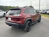 Used 2019 Jeep Cherokee Trailhawk image 4