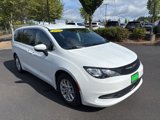 Used 2023 Chrysler Voyager LX image 4