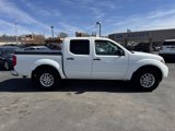 Used 2015 Nissan Frontier SV image 2