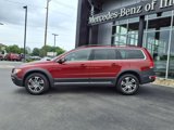 Used 2015 Volvo XC70 T5 Premier w/ Proximity Package image 3