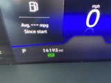 Used 2022 Volkswagen Taos SE w/ Panoramic Sunroof Package image 5