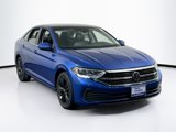 Used 2023 Volkswagen Jetta SE image 3