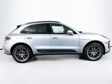 Certified 2024 Porsche Macan image 4