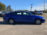 New 2025 Hyundai Elantra SE image 4