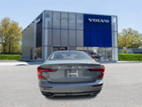 Certified 2022 Volvo S60 B5 Momentum w/ Premium Package image 5