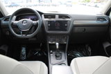 Used 2020 Volkswagen Tiguan SEL image 2