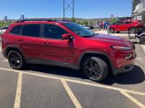 Used 2017 Jeep Cherokee Limited image 2