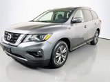Used 2019 Nissan Pathfinder SV image 3