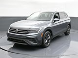 Used 2022 Volkswagen Tiguan SE image 4