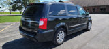 Used 2014 Chrysler Town & Country Touring image 3