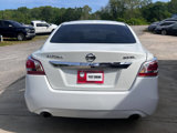 Used 2013 Nissan Altima 3.5 SL w/ Technology Pkg image 4