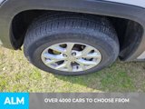 Used 2023 Jeep Grand Cherokee Limited image 3