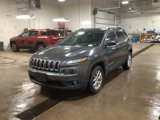 Used 2017 Jeep Cherokee Latitude image 3