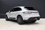 Used 2024 Porsche Macan Turbo image 3