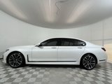 Used 2020 BMW 740i w/ M Sport Package image 4