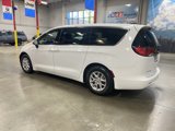 Used 2023 Chrysler Voyager LX image 3