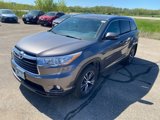 Used 2016 Toyota Highlander XLE image 3