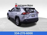 Used 2020 Toyota RAV4 XLE Premium image 3