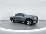 Used 2019 Nissan Titan SV image 2