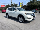 Used 2019 Nissan Rogue SV image 2