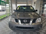 Used 2019 Nissan Frontier SV image 2