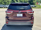 Used 2015 Toyota Highlander Limited image 3