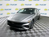 Used 2024 Hyundai Elantra SEL w/ Convenience Package image 3