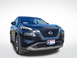 Used 2023 Nissan Rogue S image 2