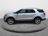 Used 2017 Ford Explorer XLT w/ Equipment Group 202A image 5