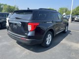Used 2020 Ford Explorer XLT image 2