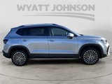 New 2025 Volkswagen Taos SE image 6