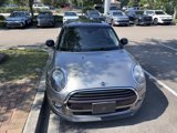 Used 2019 MINI Cooper 4-Door Hardtop image 3