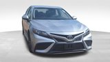 Used 2021 Toyota Camry SE w/ Carpet Mat Package (TMS) image 4