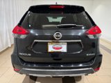 Used 2017 Nissan Rogue SV image 4