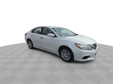Used 2017 Nissan Altima 2.5 S w/ Power Driver Seat Package image 2