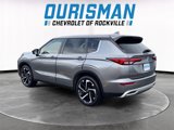 Used 2022 Mitsubishi Outlander SE image 4