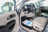 Used 2021 Chrysler Pacifica Touring-L image 3