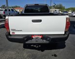 Used 2015 Toyota Tacoma 4x4 Access Cab image 4
