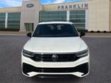Used 2023 Volkswagen Tiguan SE R-Line image 2