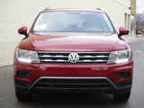 Used 2019 Volkswagen Tiguan SE w/ Panoramic Sunroof Package image 2