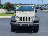 Used 2018 Jeep Wrangler Unlimited Sport w/ Connectivity Group image 2