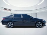 Used 2023 Hyundai Elantra SEL w/ Convenience Package image 2
