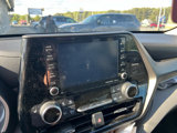Used 2021 Toyota Highlander XLE image 6