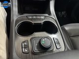 Used 2023 GMC Acadia SLT image 3