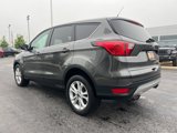 Used 2019 Ford Escape SE image 5