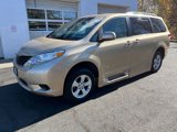 Used 2014 Toyota Sienna LE image 3