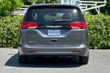 Used 2023 Chrysler Voyager LX image 5