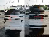 Used 2021 GMC Acadia SLE w/ Driver Convenience Package image 5
