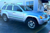 Used 2010 Jeep Grand Cherokee Laredo image 3