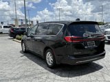 Used 2023 Chrysler Pacifica Touring-L image 5